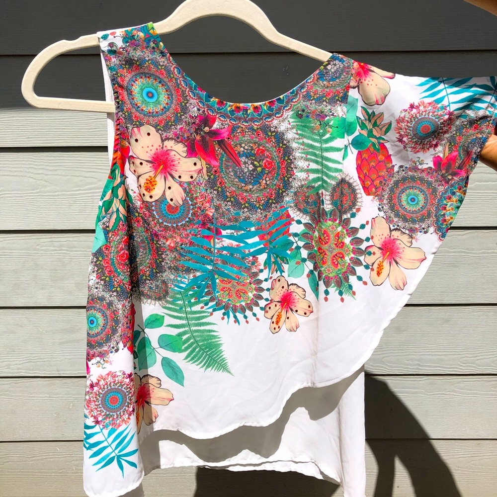 Beautiful Desigual Tropical Hawaiian Floral Top